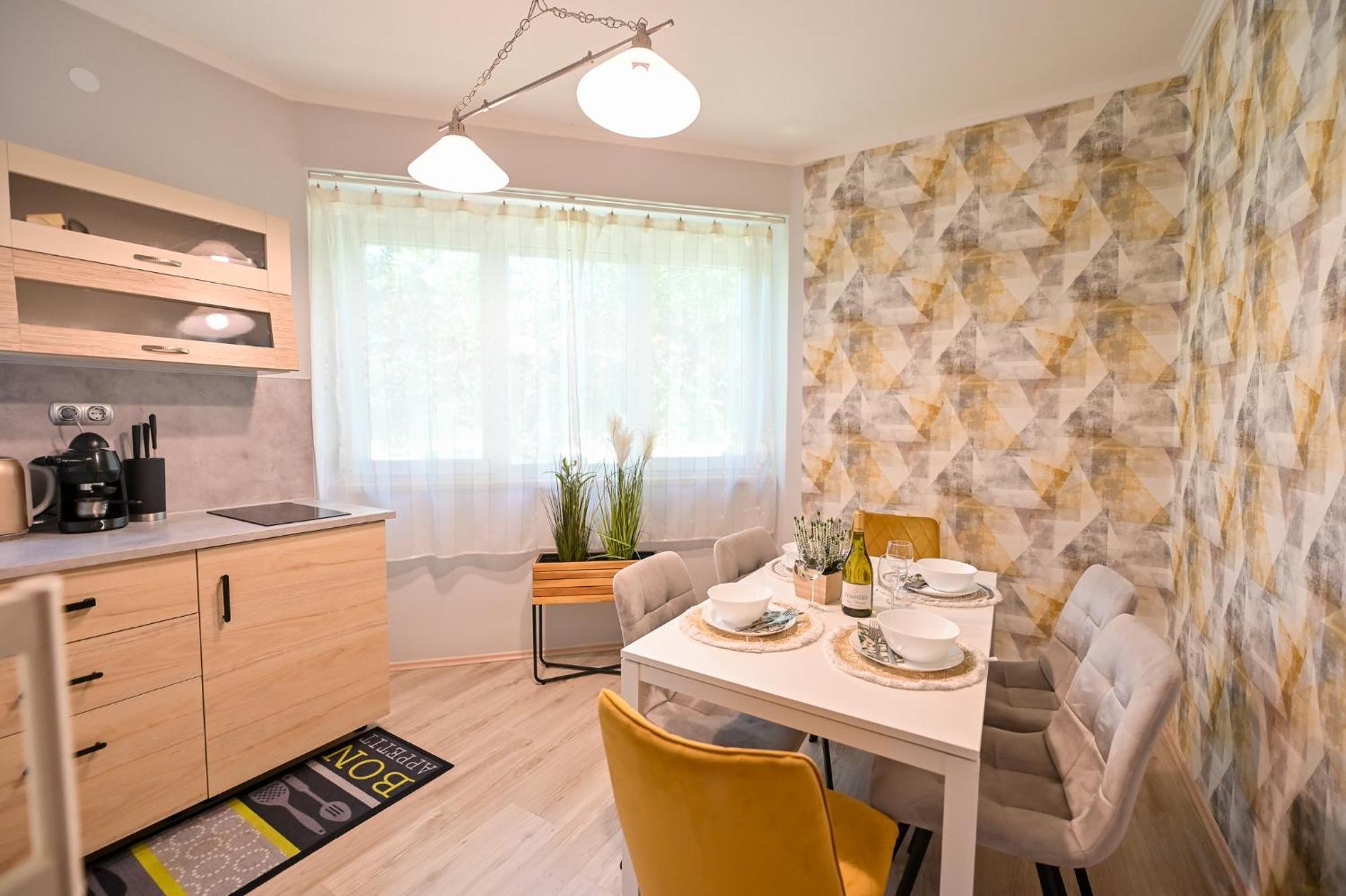 Bellavista 2 Apartman Eger Ngoại thất bức ảnh