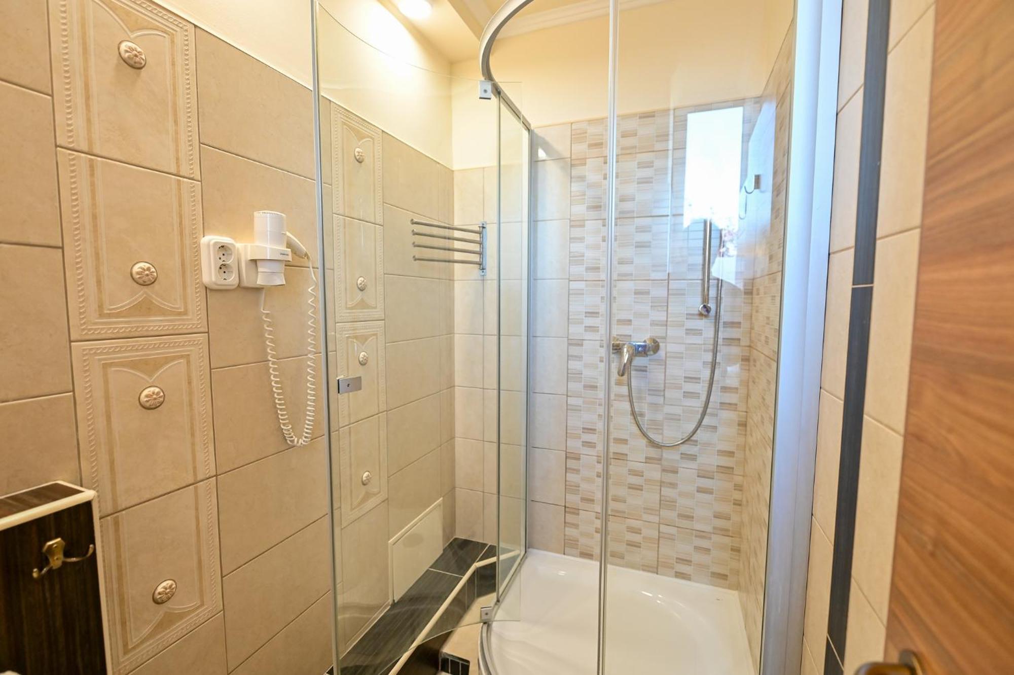Bellavista 2 Apartman Eger Ngoại thất bức ảnh