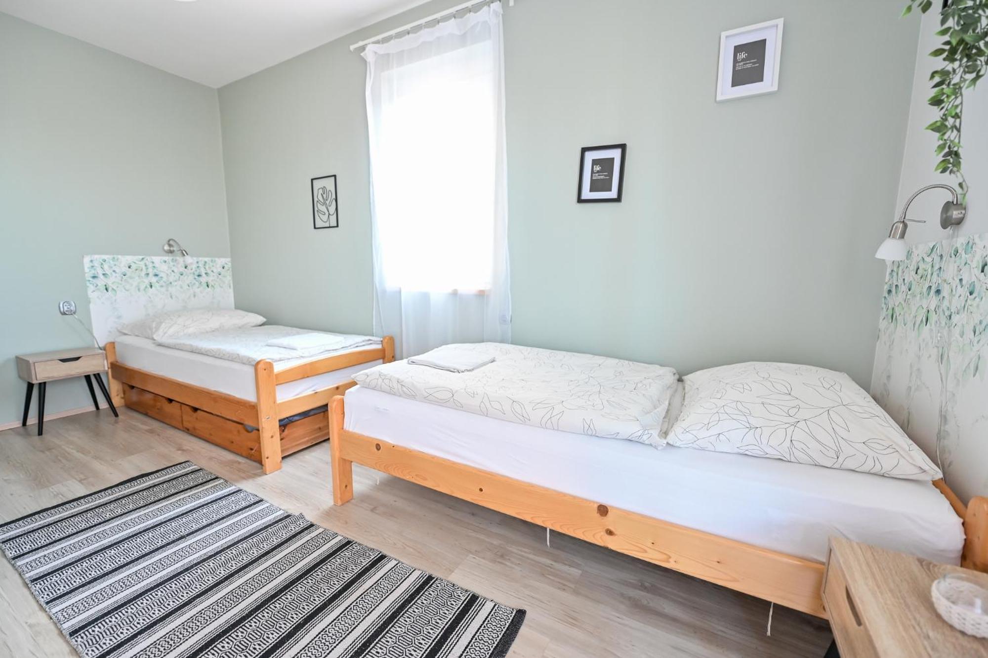 Bellavista 2 Apartman Eger Ngoại thất bức ảnh
